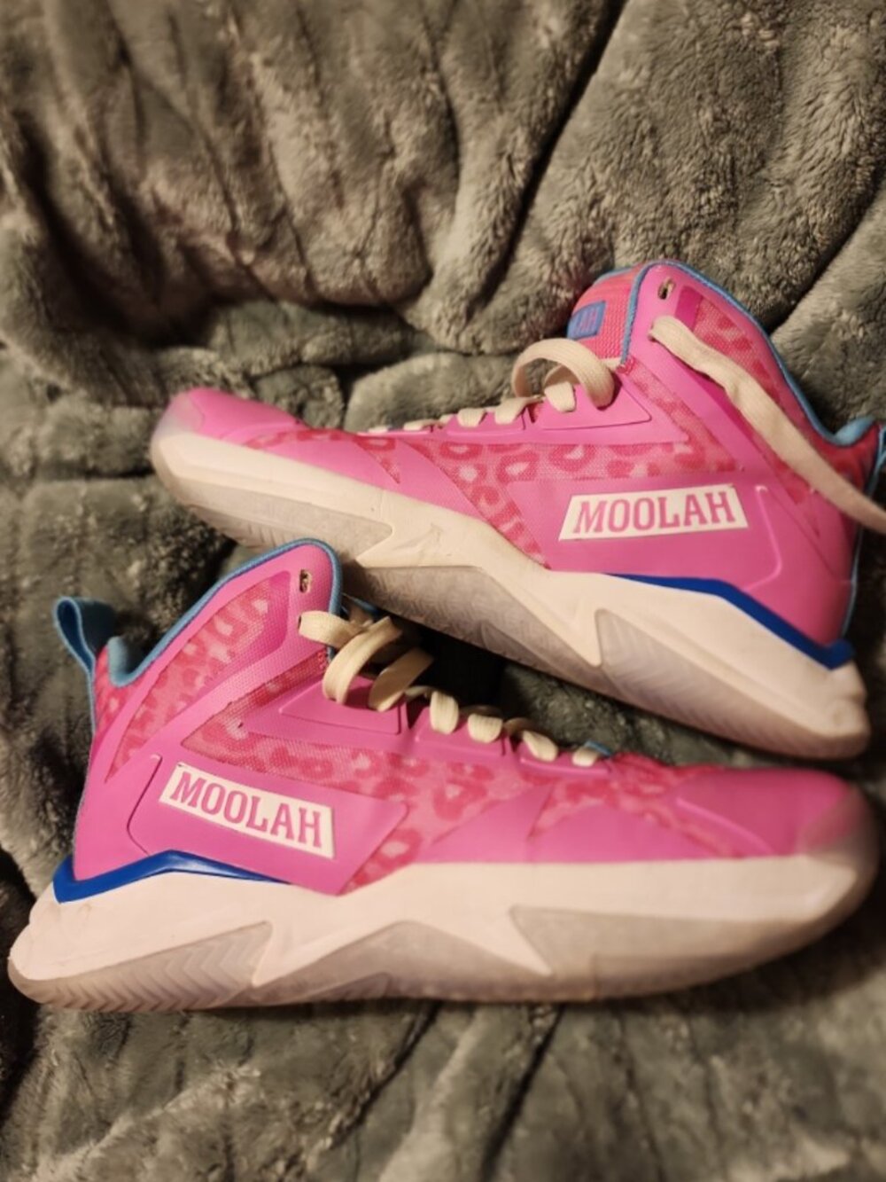 MOOLAH Womens basketball shoes pink Cheetah print